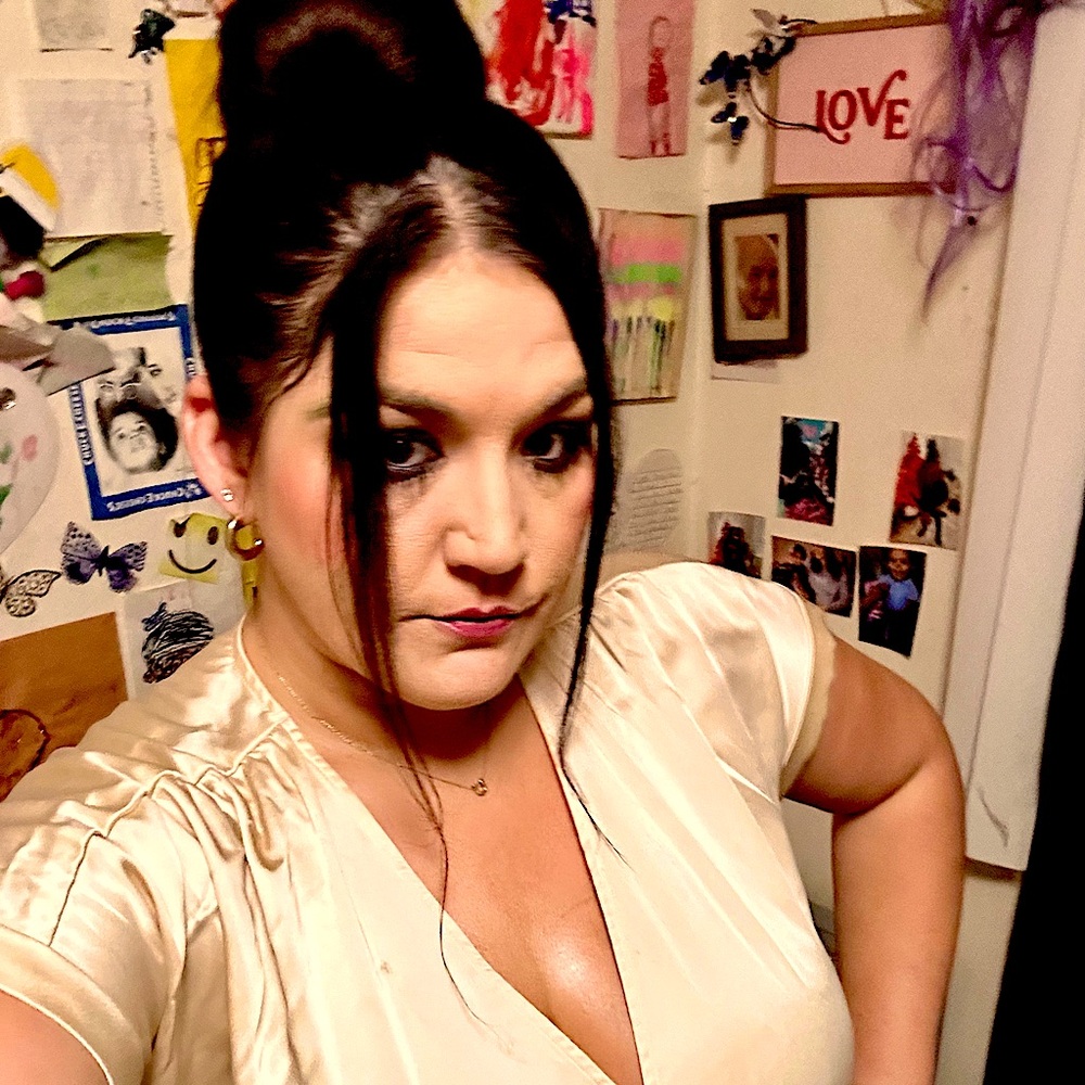 Meet your Posher, Shadia